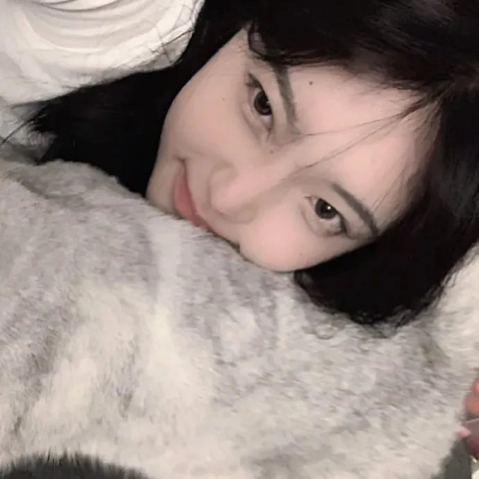 明天，我会成为谁的女友